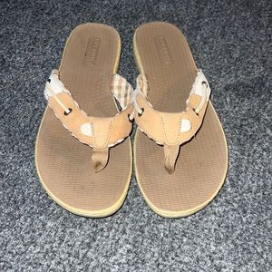 Sperry flip flops